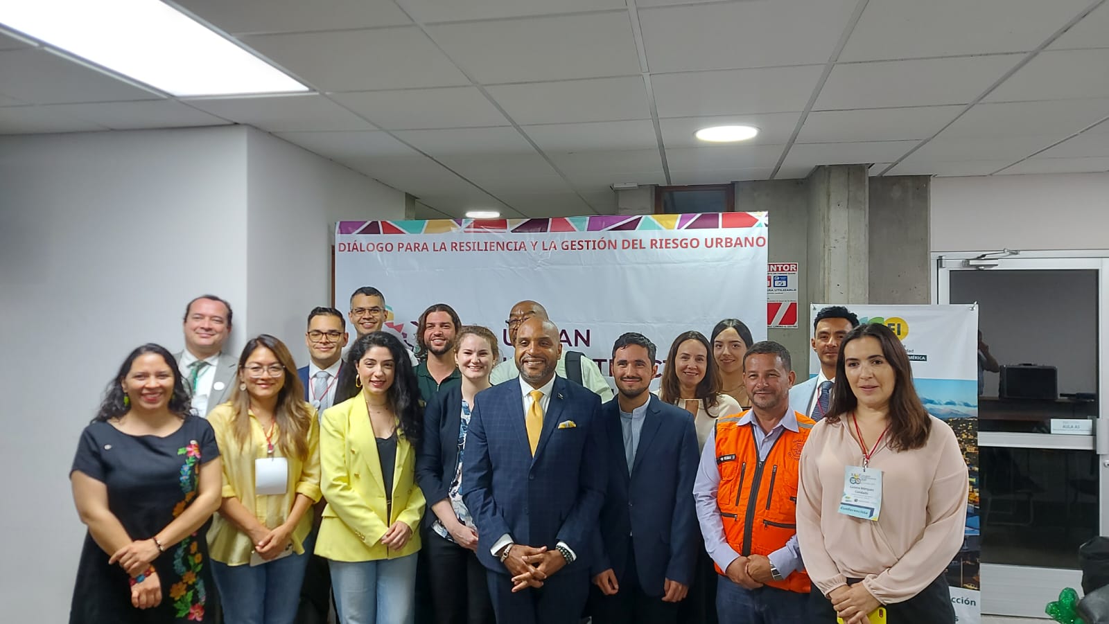 UIIF: Conferência Global em San José Debate Resiliência Climática com Líderes e Especialistas