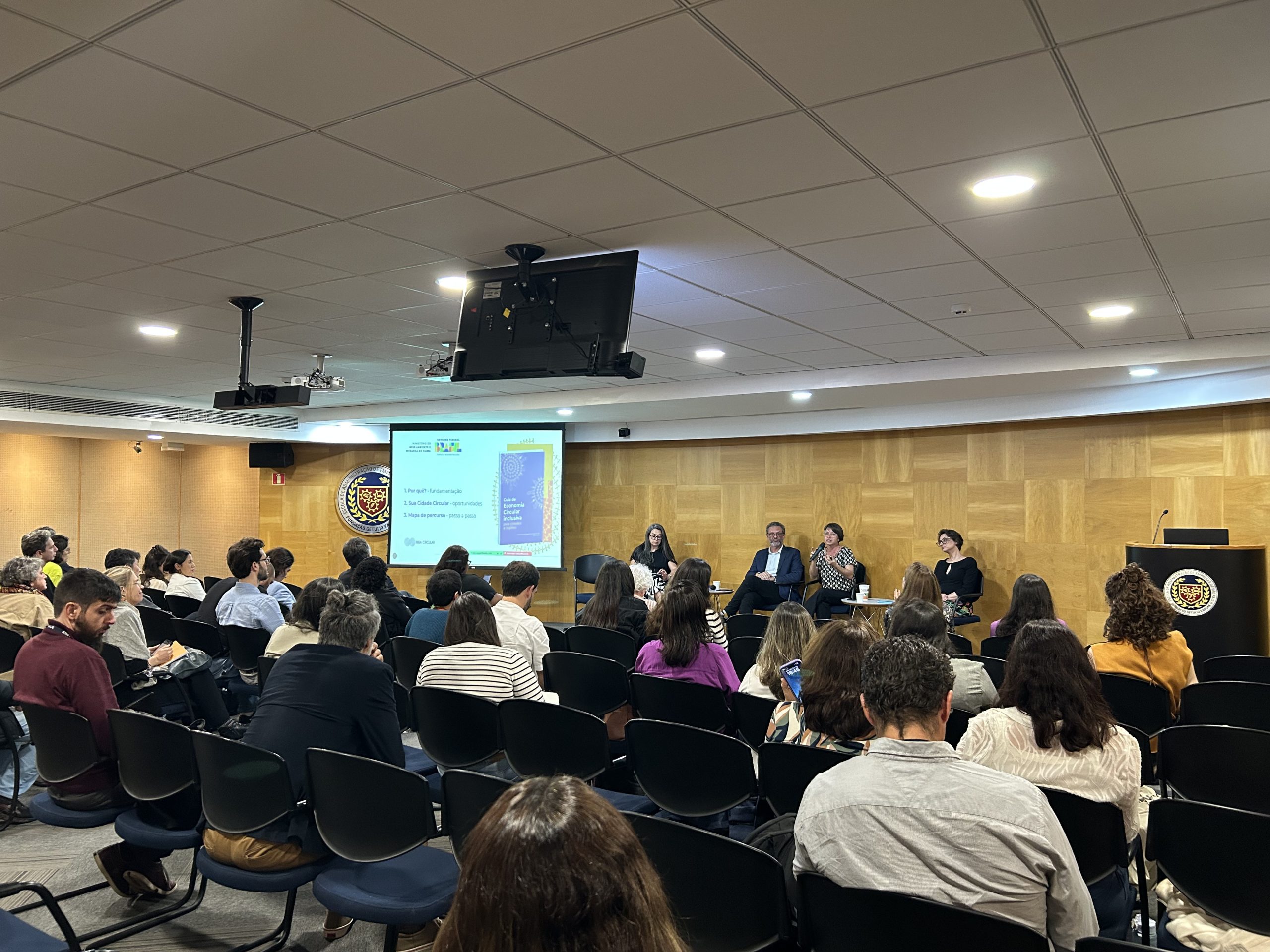 Acelerando a Economia Circular: ICLEI e GIZ lideram debates sobre soluções sustentáveis