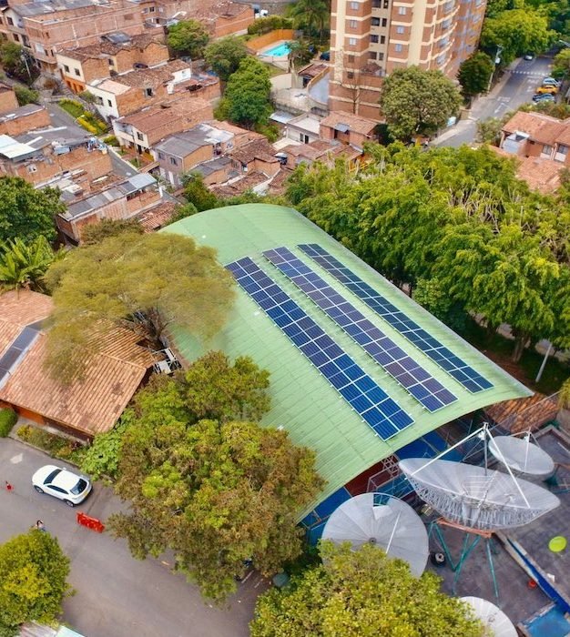 LEDS Lab closes in Colombia with projects installed in two cities