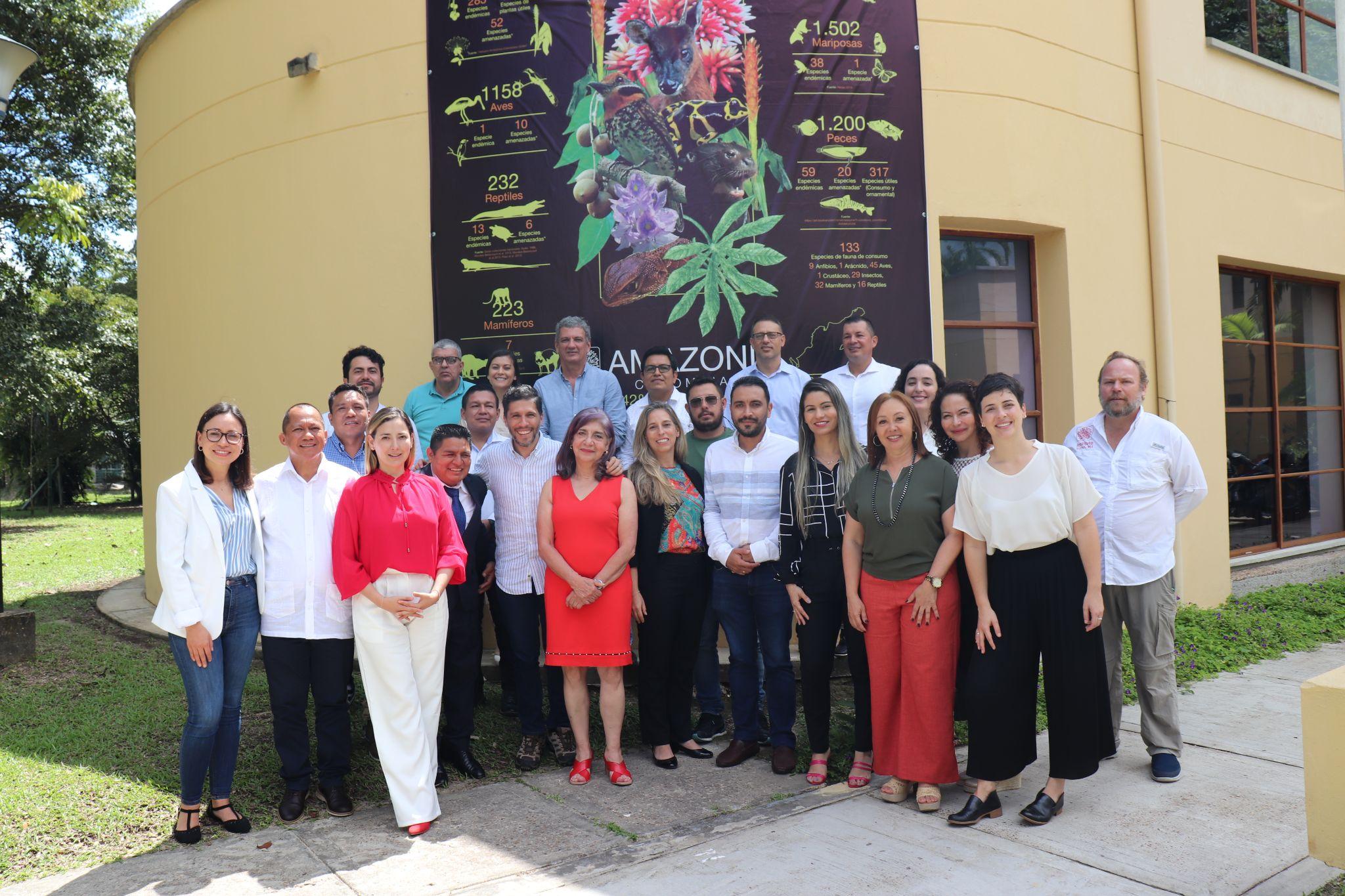 Primer encuentro presencial del Foro de Ciudades Pan-Amazónicas (FCPA) reúne a 12 gobiernos locales en Leticia, Colombia