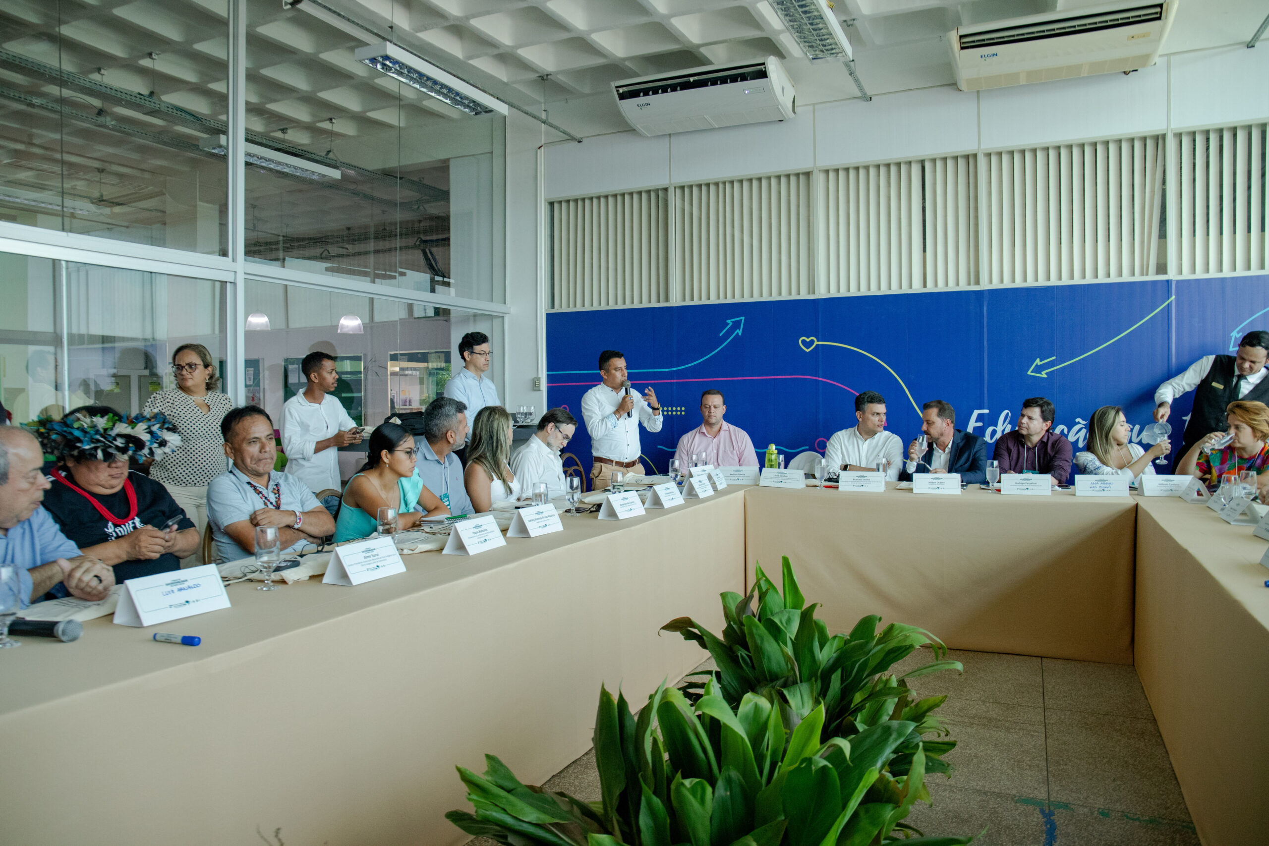 Reunião de trabalho conjunta do Fórum de Cidades Pan-Amazônicas (FCPA) e do CB27 aborda os desafios amazônicos e climáticos.