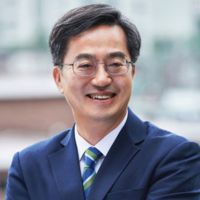 Dong Yeon Kim